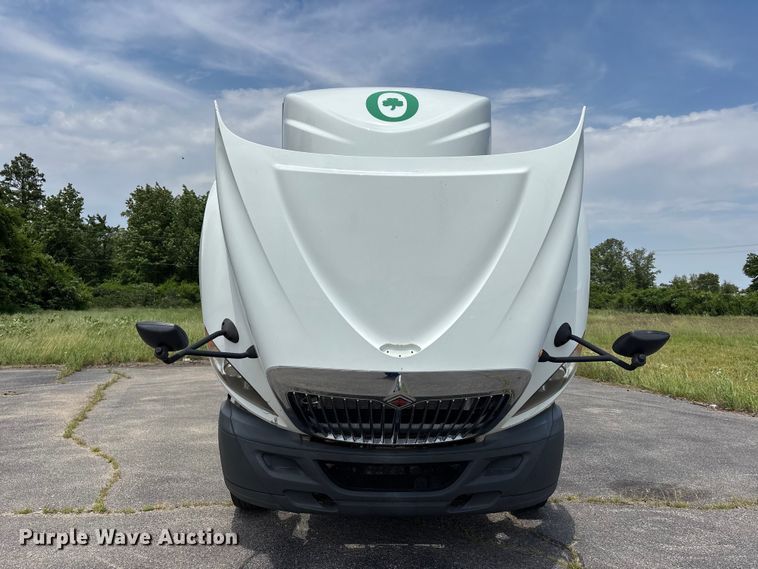 image for item DV4348 2018 International RH613 semi truck