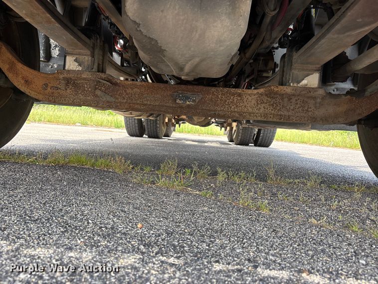 image for item DV4348 2018 International RH613 semi truck