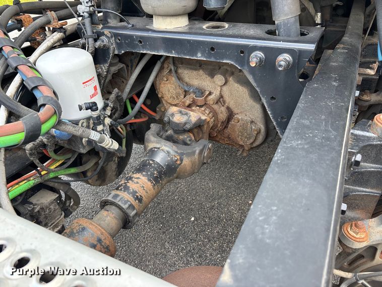 image for item DV4348 2018 International RH613 semi truck