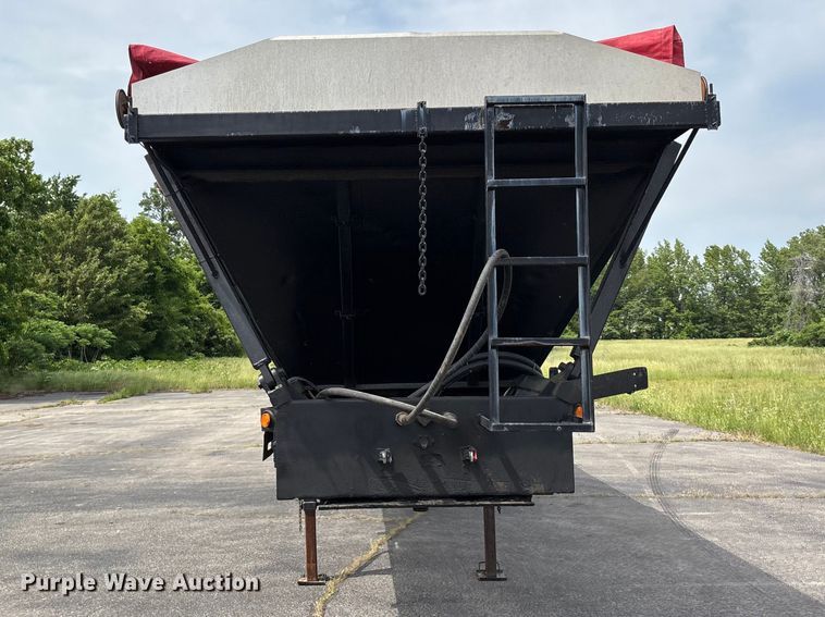 image for item DV4352 2014 Northern live bottom trailer