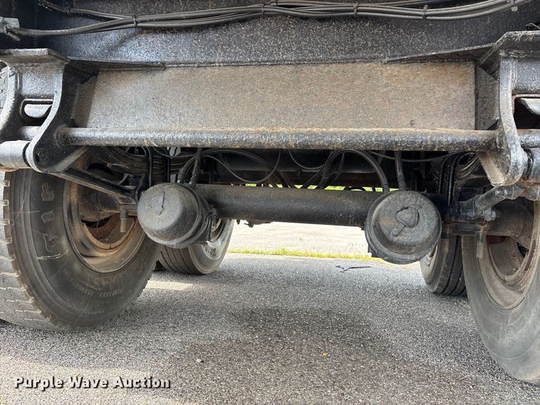 image for item DV4352 2014 Northern live bottom trailer
