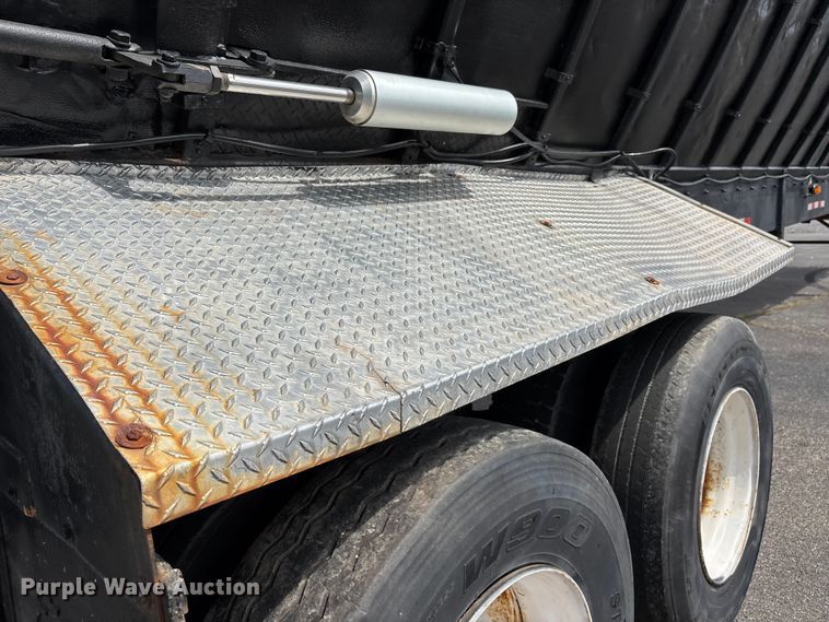 image for item DV4352 2014 Northern live bottom trailer