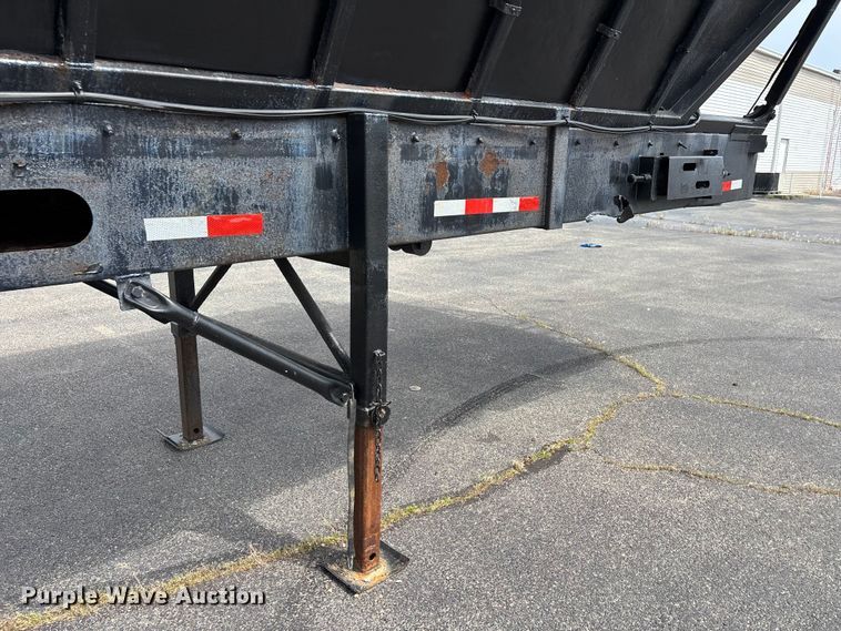 image for item DV4352 2014 Northern live bottom trailer