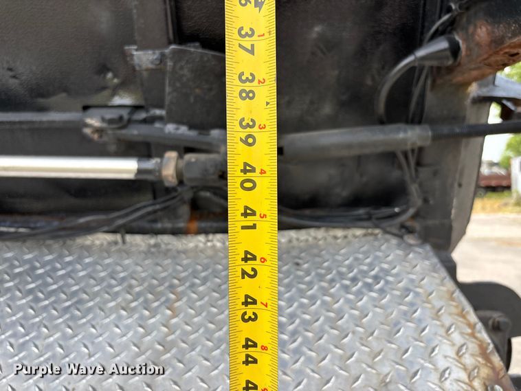 image for item DV4352 2014 Northern live bottom trailer