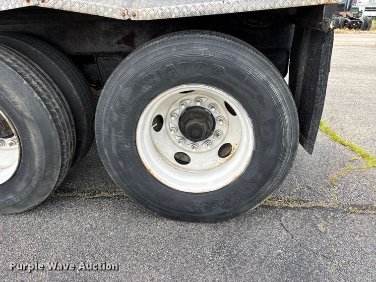 image for item DV4352 2014 Northern live bottom trailer