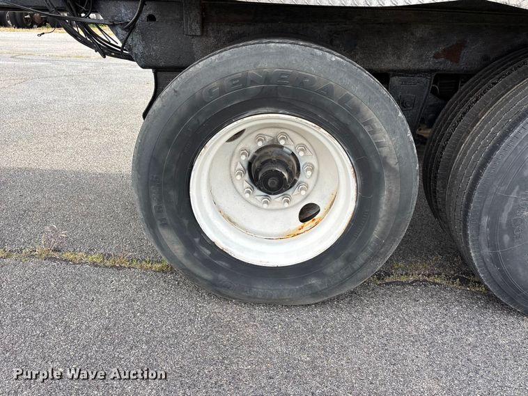 image for item DV4352 2014 Northern live bottom trailer