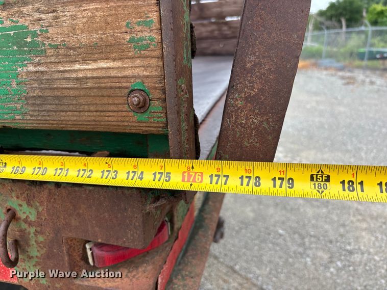 image for item DV4361 1998 International 4700 flatbed truck