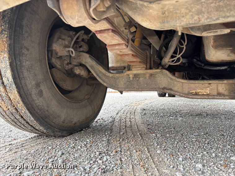 image for item DV4361 1998 International 4700 flatbed truck