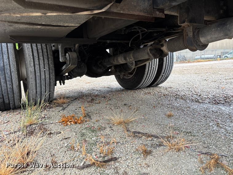 image for item DV4362 2002 International 4300 flatbed truck