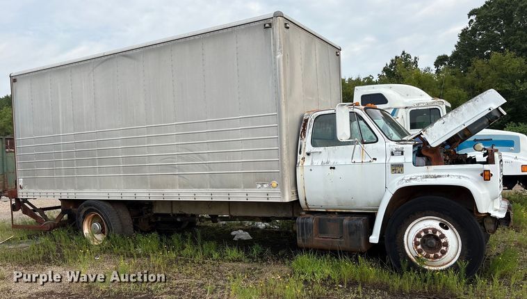image for item DY0894 1979 Chevrolet C70 Custom Deluxe box truck