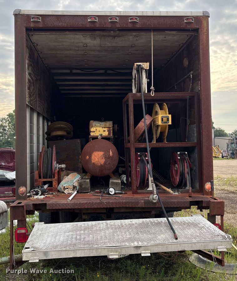 image for item DY0894 1979 Chevrolet C70 Custom Deluxe box truck