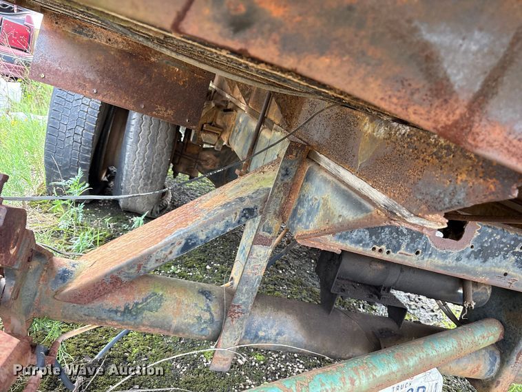 image for item DY0894 1979 Chevrolet C70 Custom Deluxe box truck