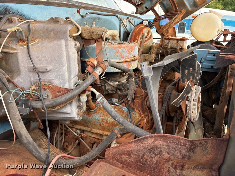 image for item DY0894 1979 Chevrolet C70 Custom Deluxe box truck