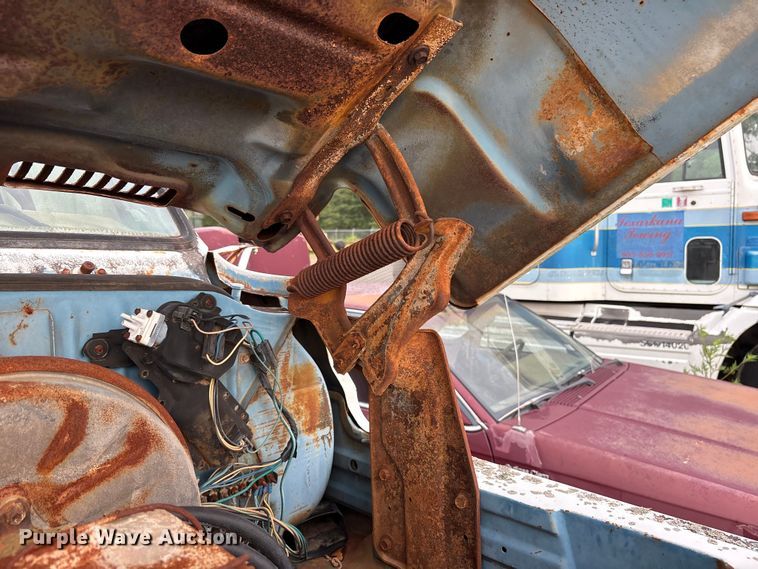 image for item DY0894 1979 Chevrolet C70 Custom Deluxe box truck