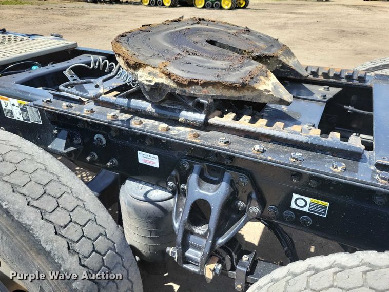 image for item DZ7139 2018 Kenworth T680 semi truck
