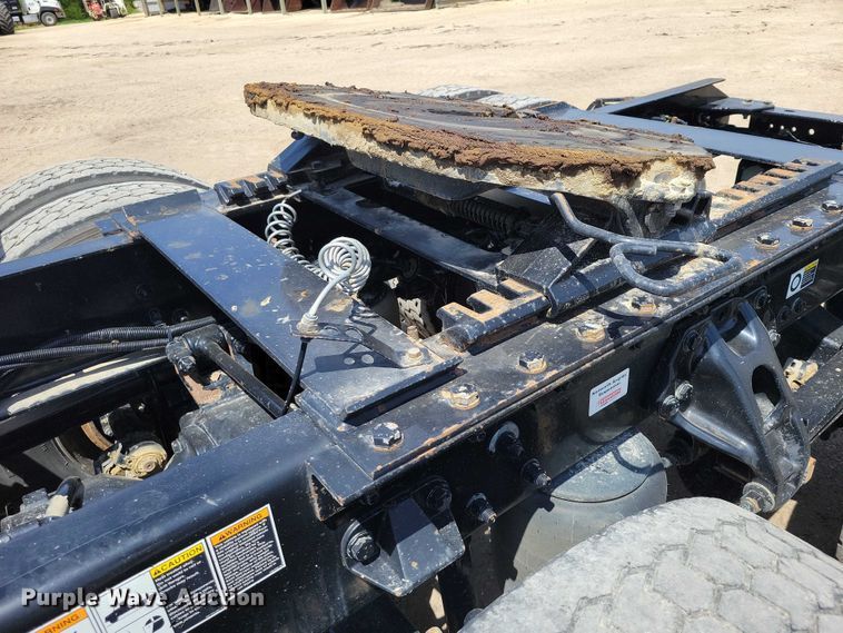 image for item DZ7139 2018 Kenworth T680 semi truck