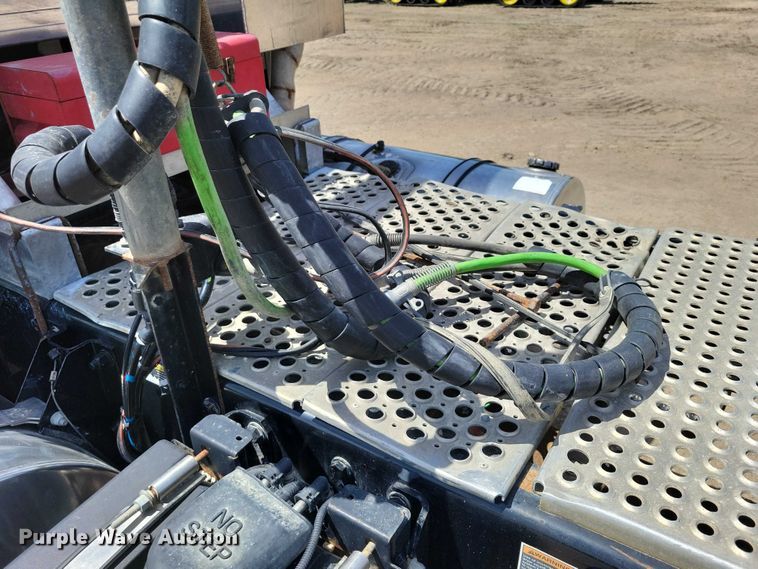 image for item DZ7139 2018 Kenworth T680 semi truck