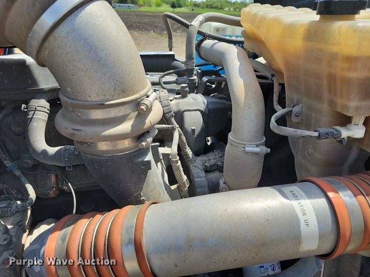 image for item DZ7139 2018 Kenworth T680 semi truck