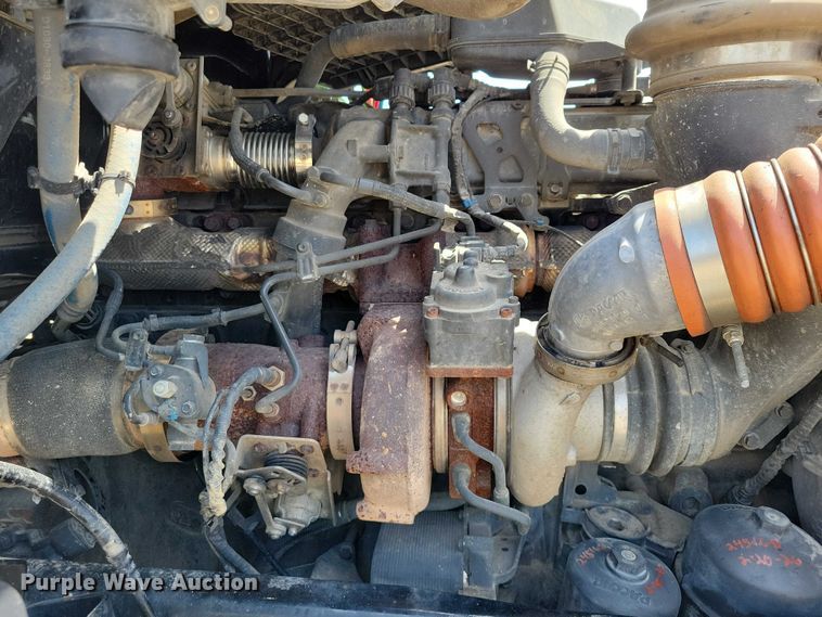image for item DZ7139 2018 Kenworth T680 semi truck