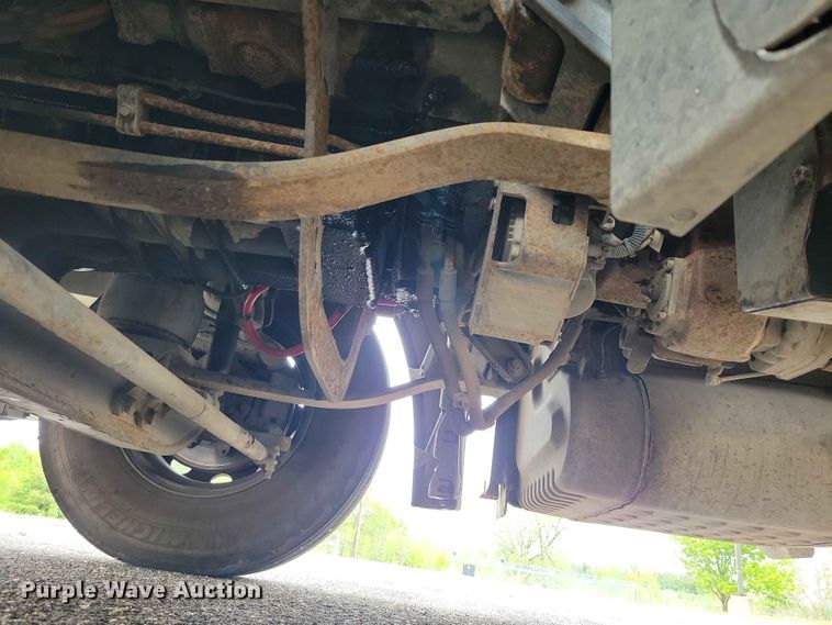 image for item DZ7146 2016 Freightliner Cascadia semi truck