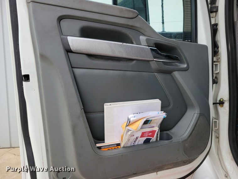image for item DZ7176 2016 Kenworth T680 semi truck