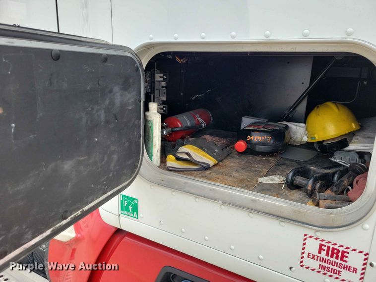 image for item DZ7176 2016 Kenworth T680 semi truck