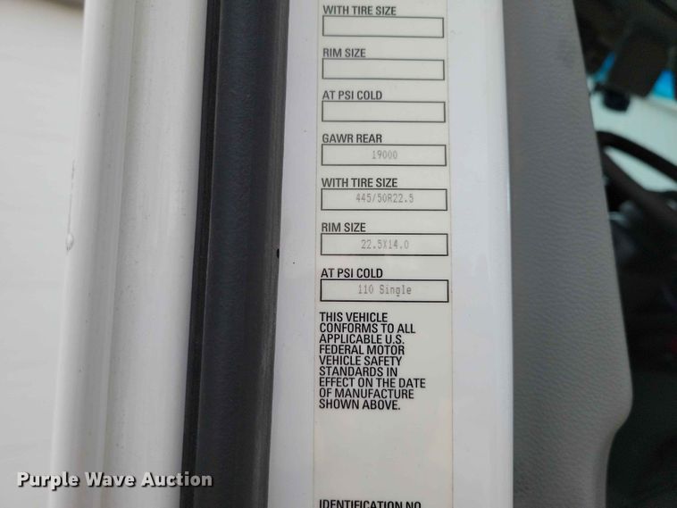image for item DZ7176 2016 Kenworth T680 semi truck