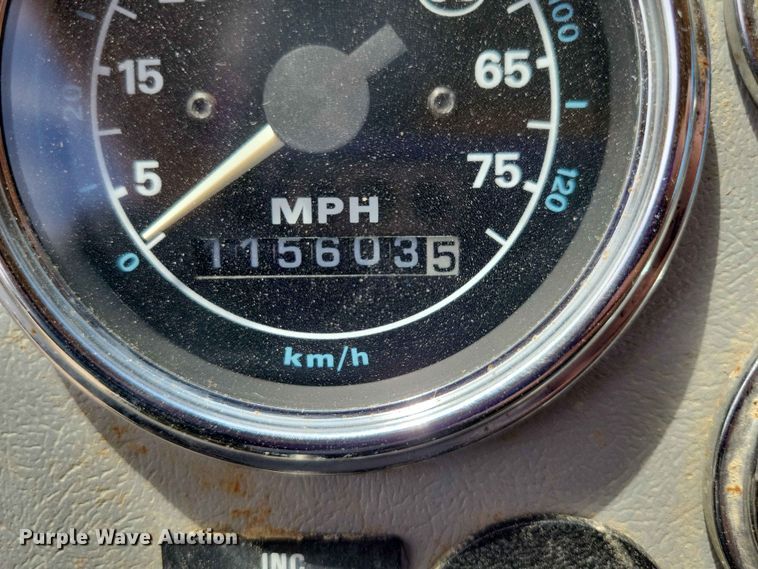image for item DZ7205 1996 Ford LNT9000 semi truck