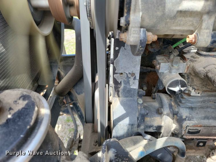image for item DZ7205 1996 Ford LNT9000 semi truck