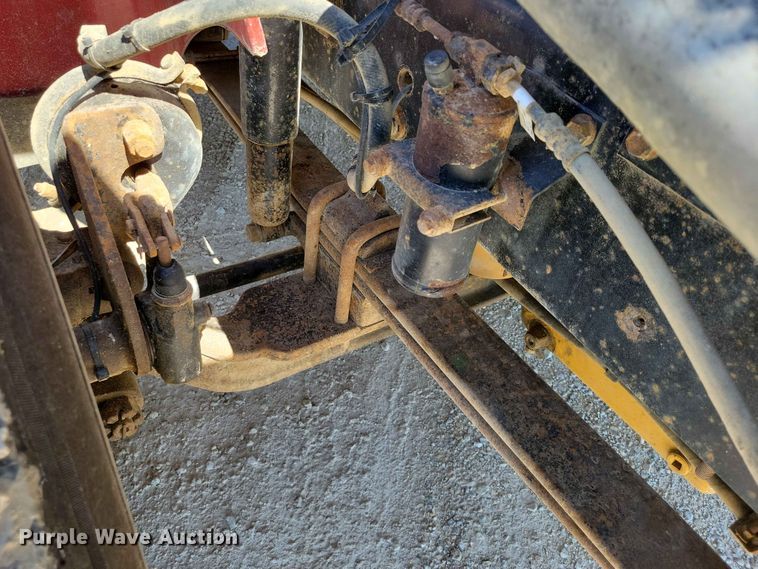 image for item DZ7269 2002 International  9400i semi truck