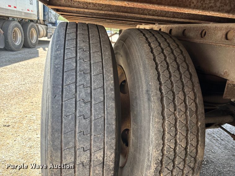 image for item EA4627 2000 Great Dane 7411TP – SAK Dry Van trailer
