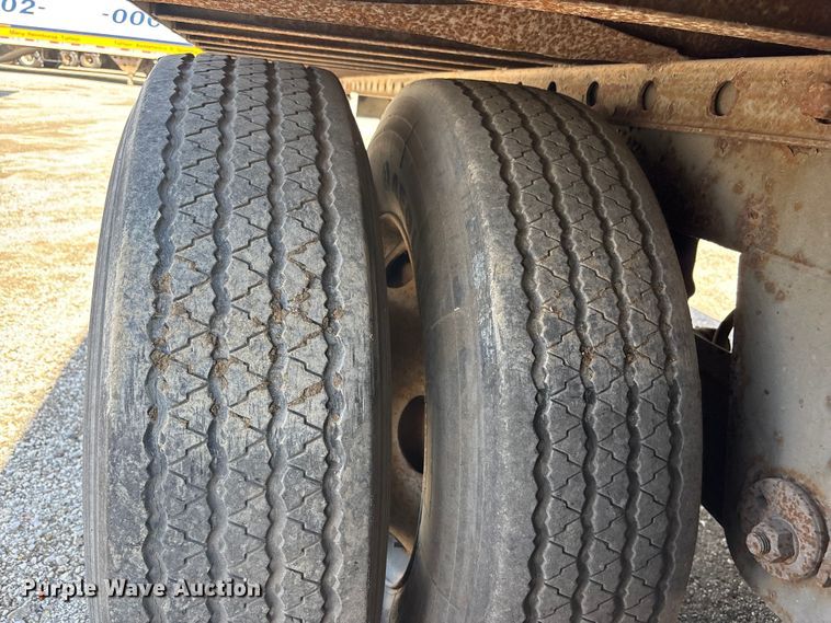 image for item EA4627 2000 Great Dane 7411TP – SAK Dry Van trailer