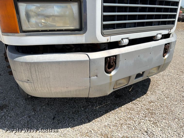 image for item EA4920 1999 Mack CH613 flatbed truck