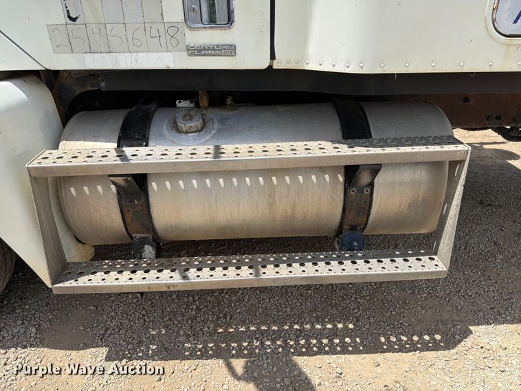 image for item EA4922 2002 Freightliner CST120 semi truck