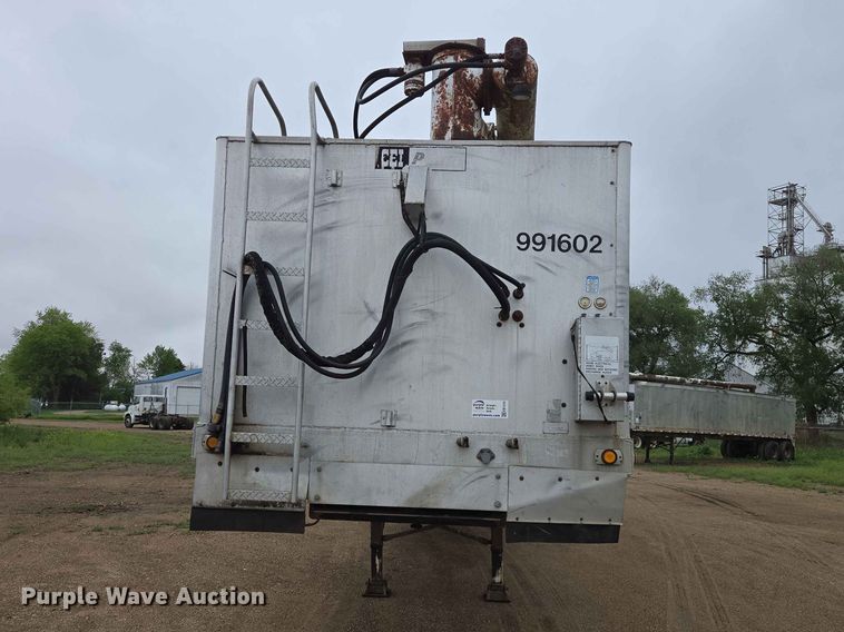 image for item EB1470 1999 CEI Pacer AT65 feed delivery trailer