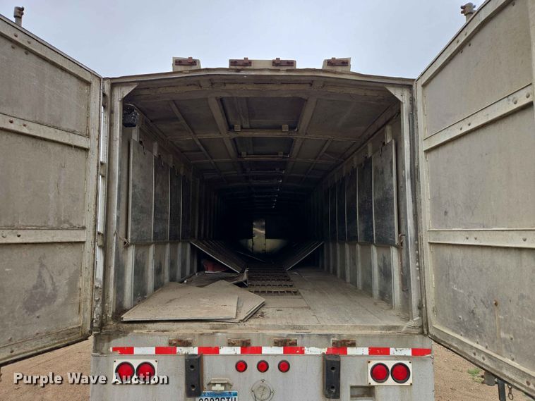image for item EB1470 1999 CEI Pacer AT65 feed delivery trailer