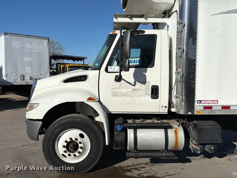 image for item ED5150 2016 International DuraStar 4300 refrigerated truck