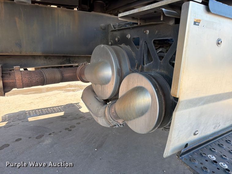 image for item ED5150 2016 International DuraStar 4300 refrigerated truck