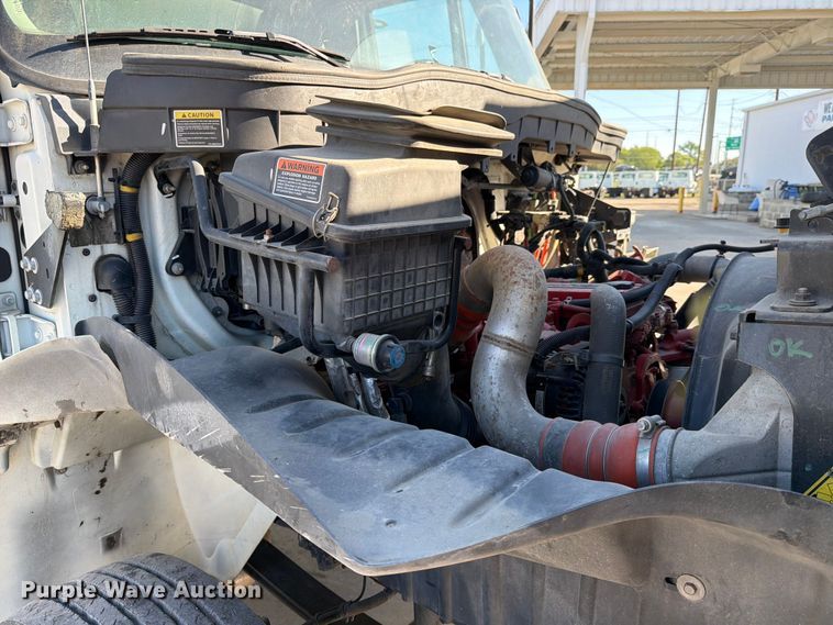 image for item ED5150 2016 International DuraStar 4300 refrigerated truck