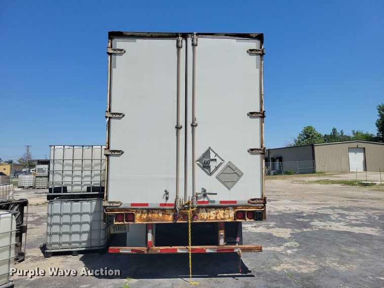 image for item EE1050 1996 Utility  VS2DC dry van trailer