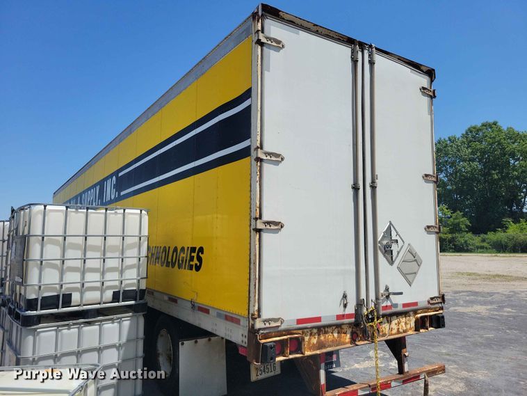 image for item EE1050 1996 Utility  VS2DC dry van trailer