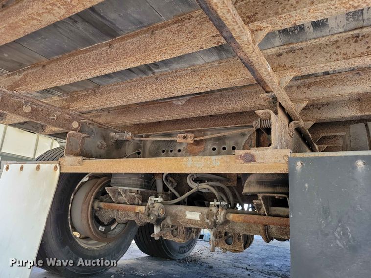 image for item EE1050 1996 Utility  VS2DC dry van trailer