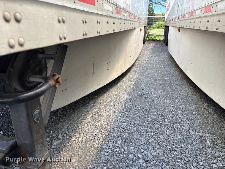 image for item EF1161 2013 Vanguard National dry van trailer