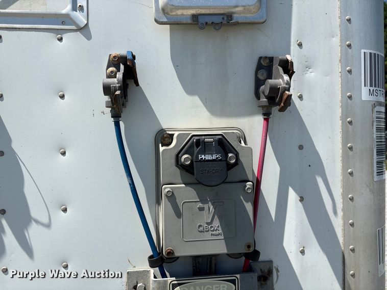 image for item EF1162 2017 Vanguard National dry van trailer