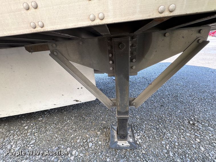 image for item EF1162 2017 Vanguard National dry van trailer