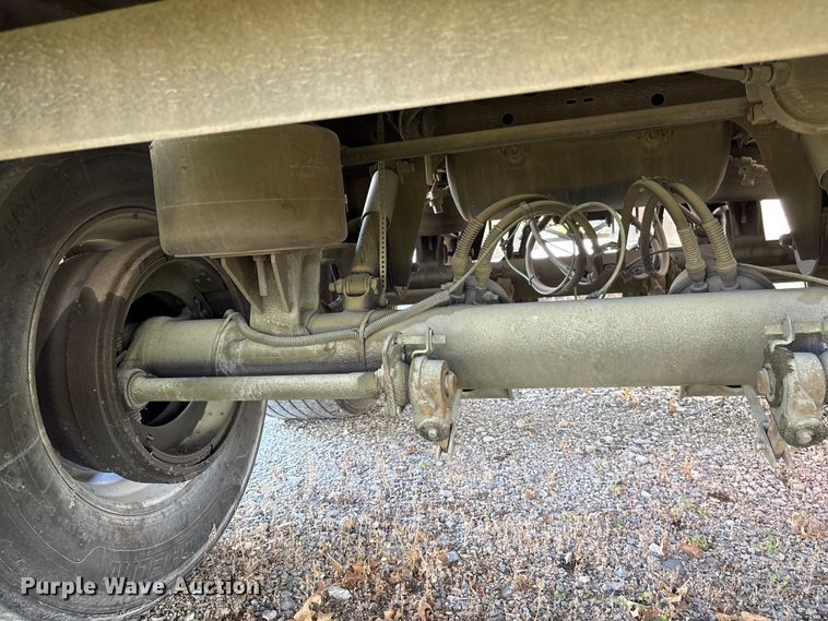 image for item EF1162 2017 Vanguard National dry van trailer