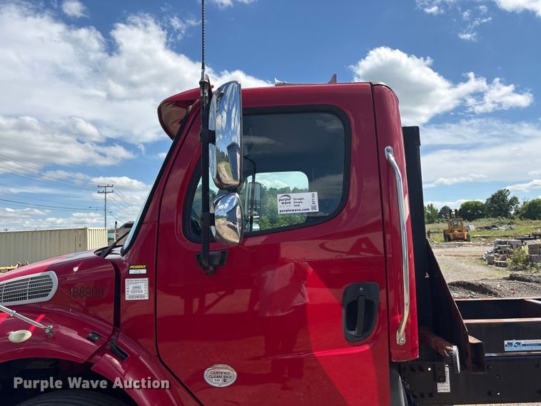 image for item EF1164 2018 Freightliner Business Class M2 chassis lift truck
