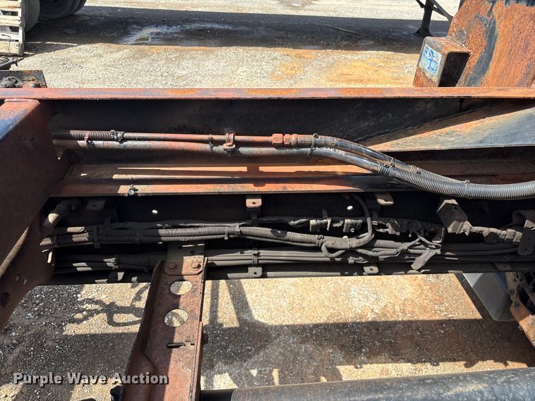 image for item EF1164 2018 Freightliner Business Class M2 chassis lift truck