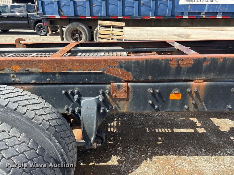 image for item EF1164 2018 Freightliner Business Class M2 chassis lift truck