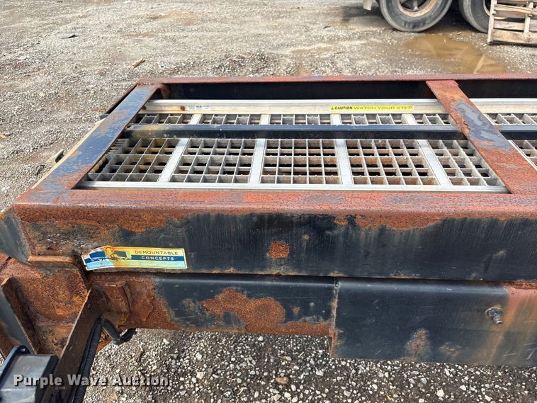 image for item EF1164 2018 Freightliner Business Class M2 chassis lift truck